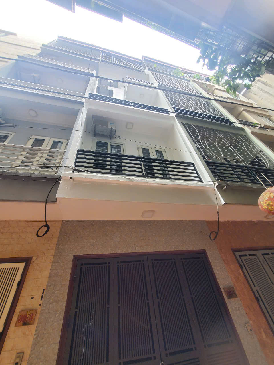 Bán nhà Ngọc Thuỵ,Long Biên 5 tầng,35m oto đỗ cổng nhỉnh 6 tỷ - Ảnh chính